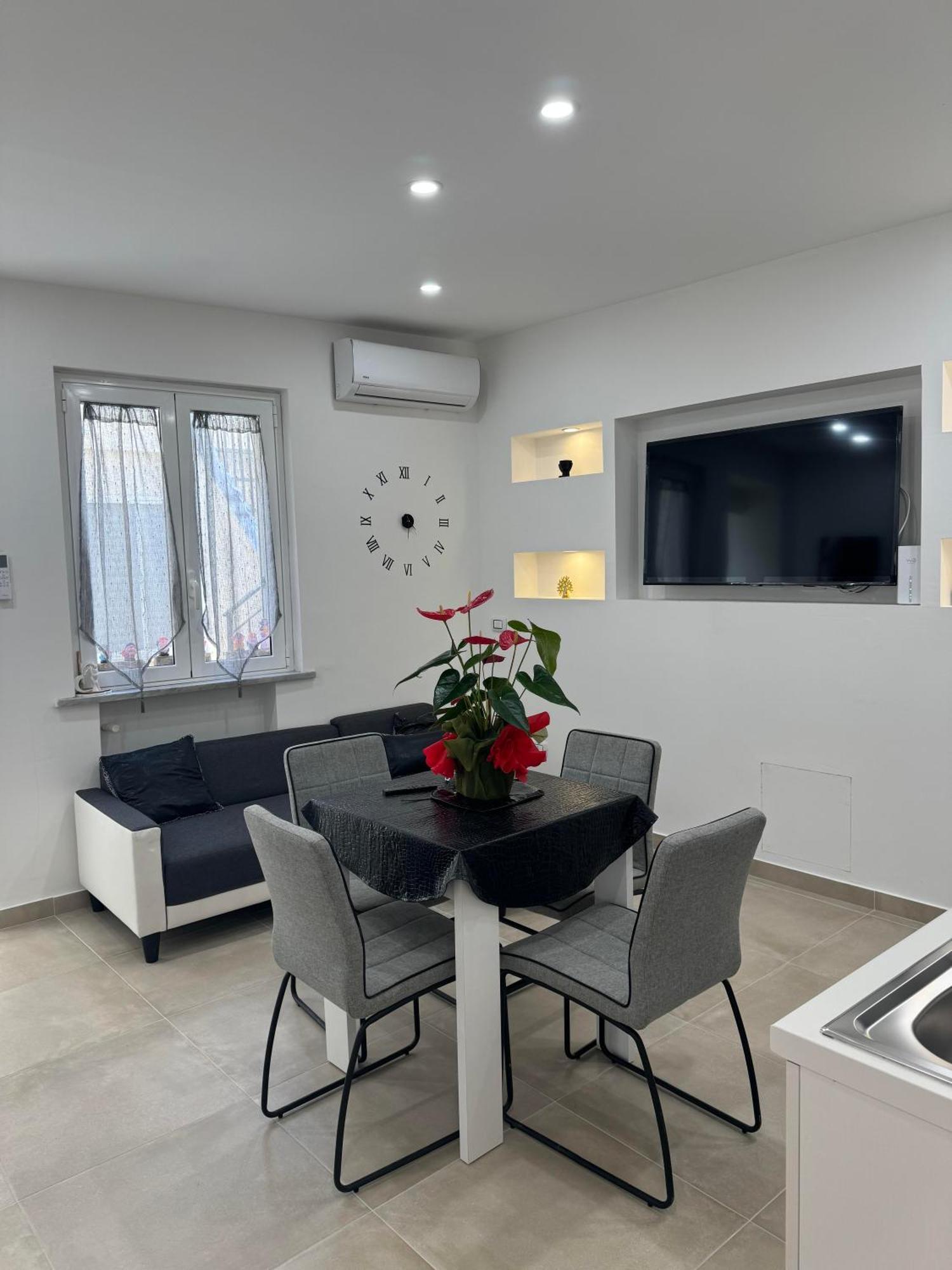 La Maison Guest House Reggio Calabria Exterior photo